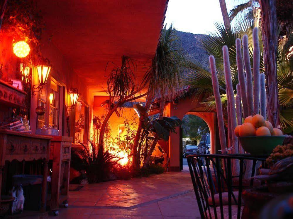 Coyote Inn Palm Springs Exterior photo